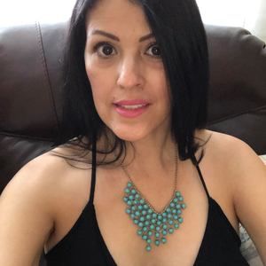 Meet your Posher, Leticia